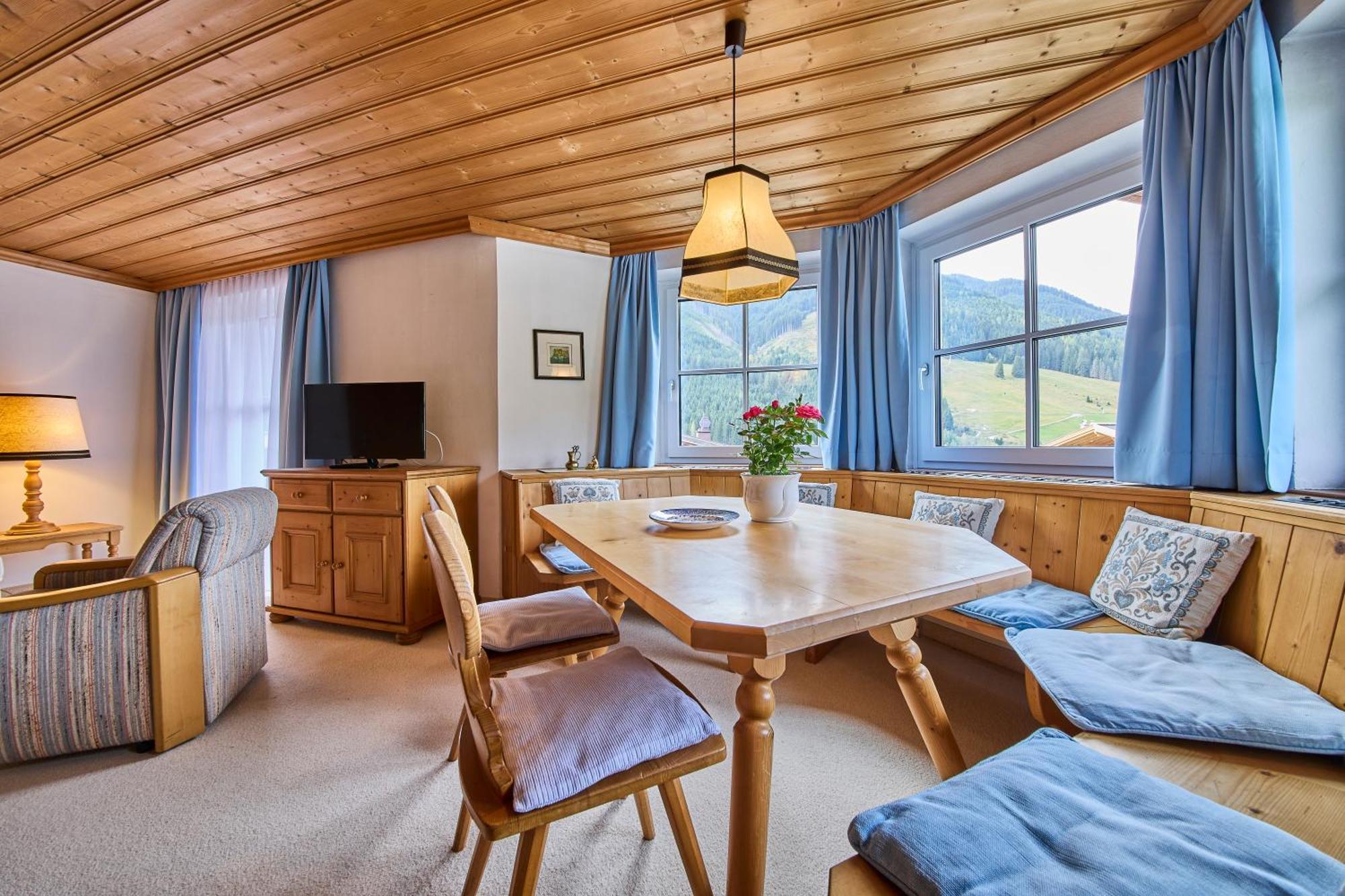 Appartements Bernhofer Saalbach-Hinterglemm Zewnętrze zdjęcie